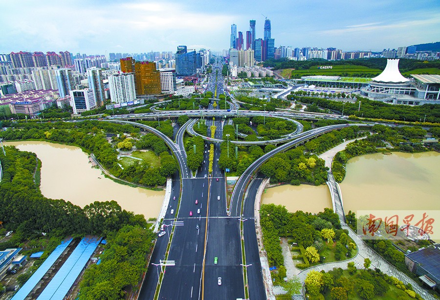 高清南宁市民族大道路通畅心情爽