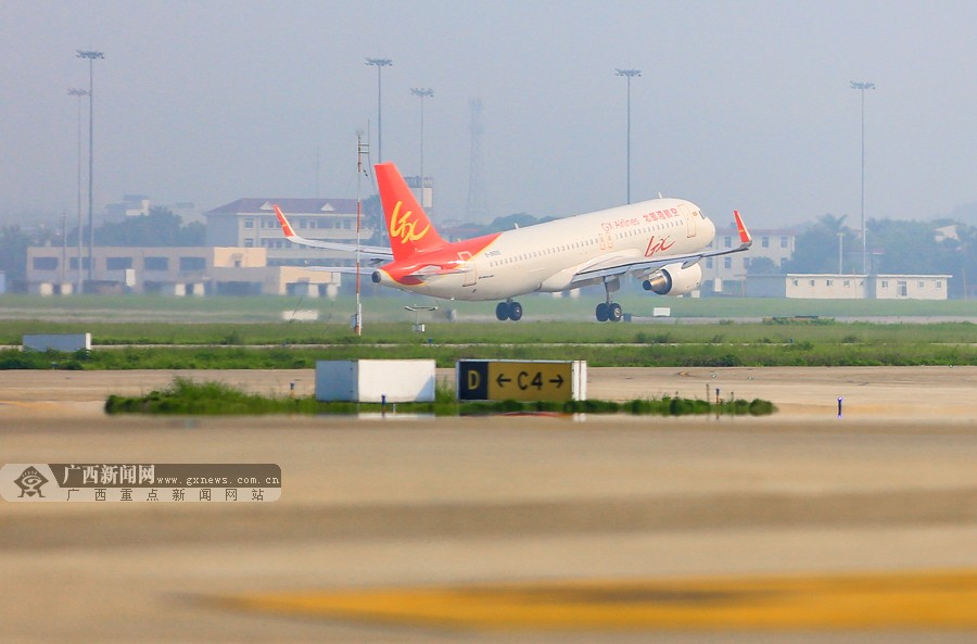 高清北部湾航空a320客机首飞明年开通东盟航线