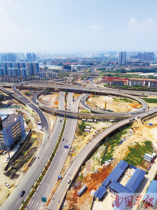 南宁沙井-南站立交主线通车 工程量最大耗时最久