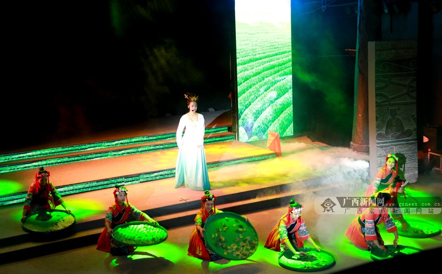 壺۴͹װ硶ٺس衷ʢ