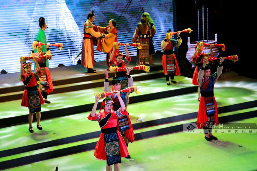 壺۴͹װ硶ٺس衷ʢ