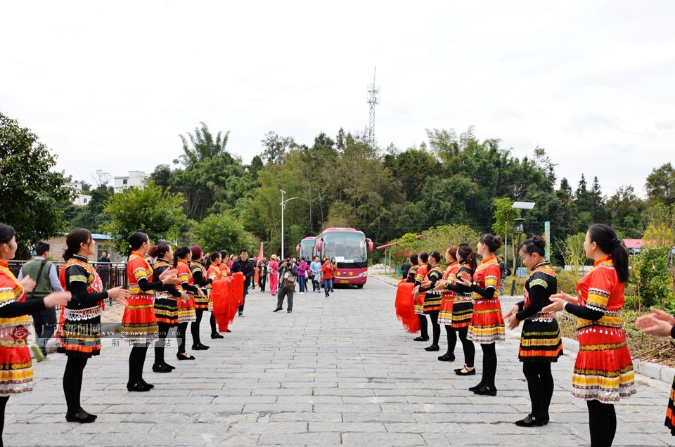 [ӳ]׵ذǨƶ䷶ ɰ´桰ɰ