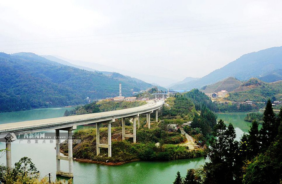 高清三柳高速公路融水大浪镇进出口靓影