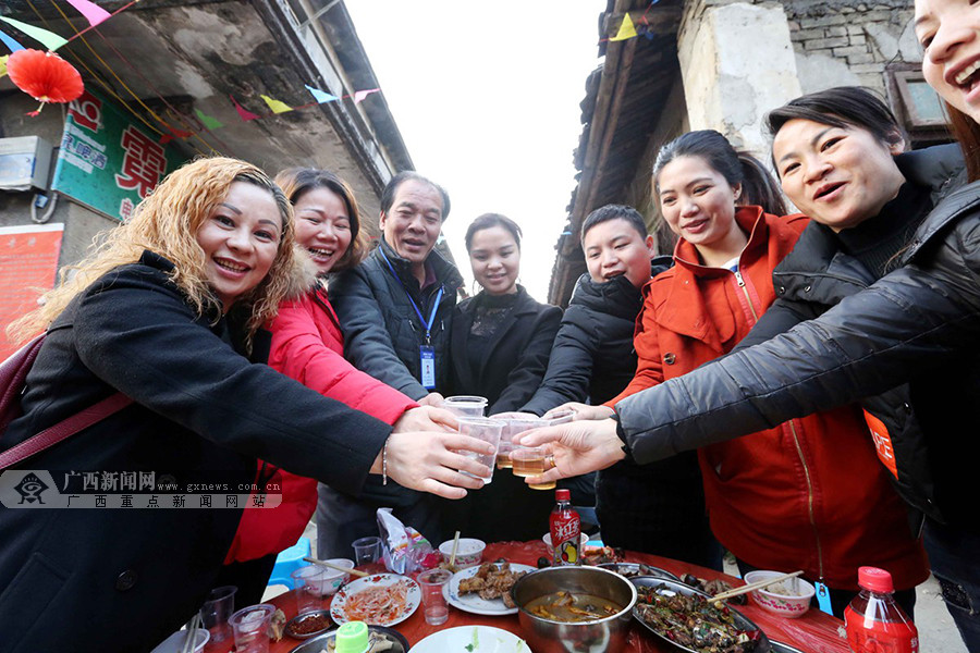 [´߻]壺ڰһ쳤 1500˹Ԫ