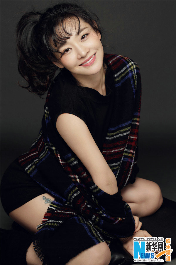 王维维爆时尚大片 笑容治愈少女感十足 (5)