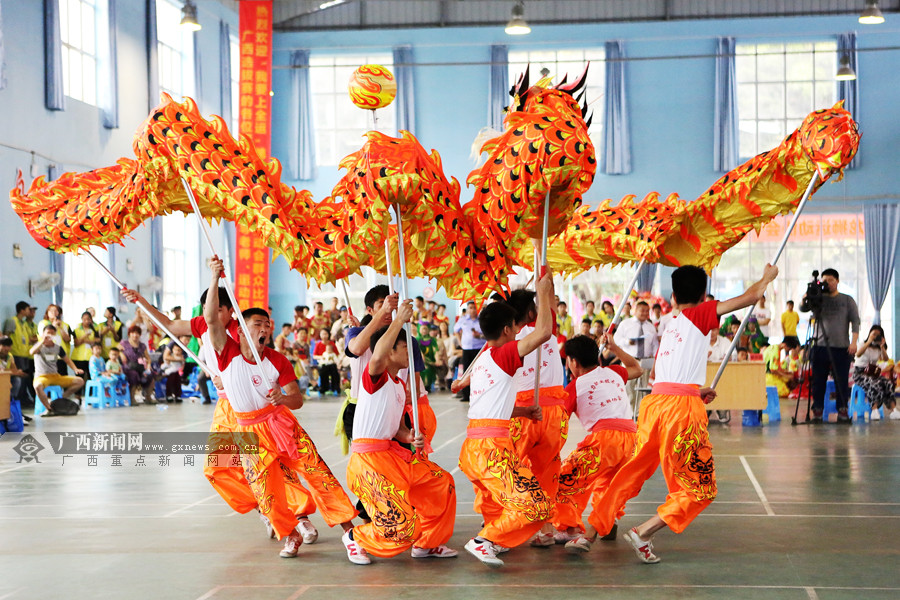 高清:天津全运会广西舞龙队选拔结束 2支队伍入选