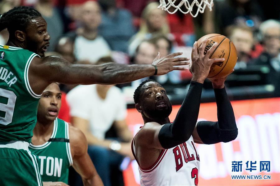当日,在2016-2017赛季nba季后赛首轮第四场比赛中,波士顿凯尔特人队
