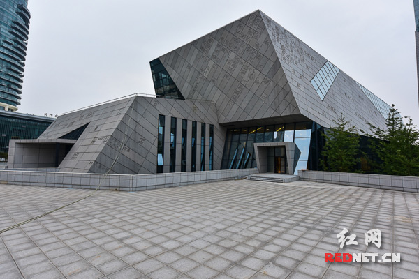 "三馆一厅"中的图书馆外景.