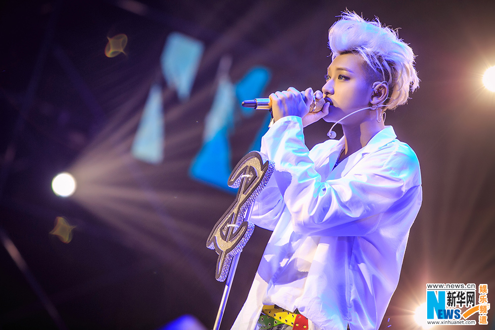 黄子韬自曝现在rap唱的少!首轮巡演澳门完美收官