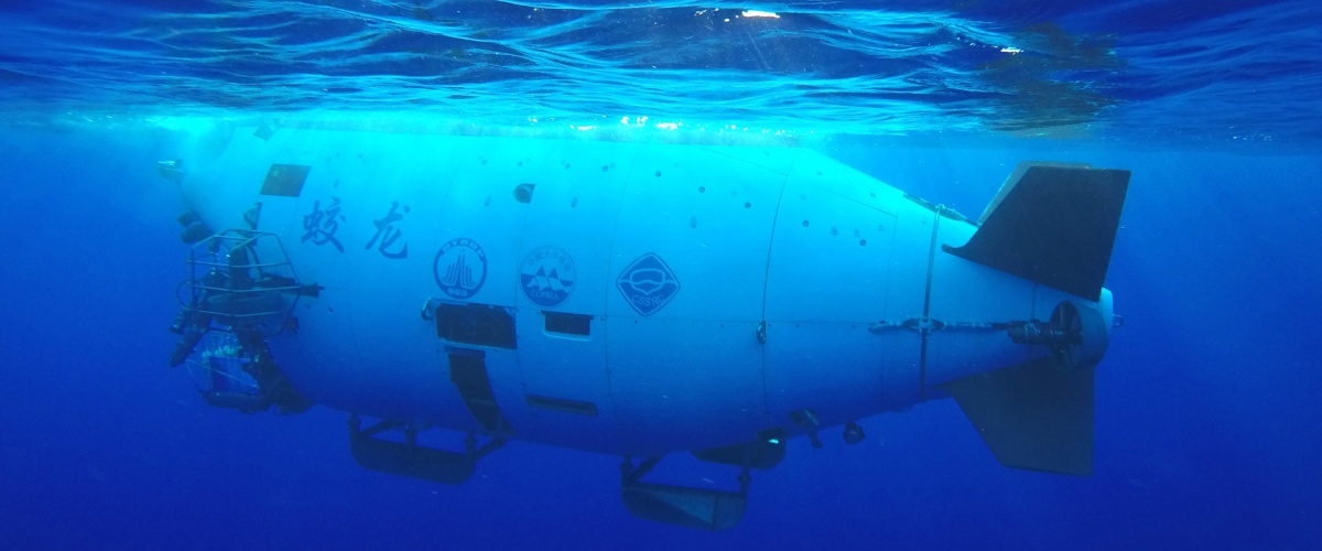 我国科考队在雅浦海沟成功采集8000米深海钩虾