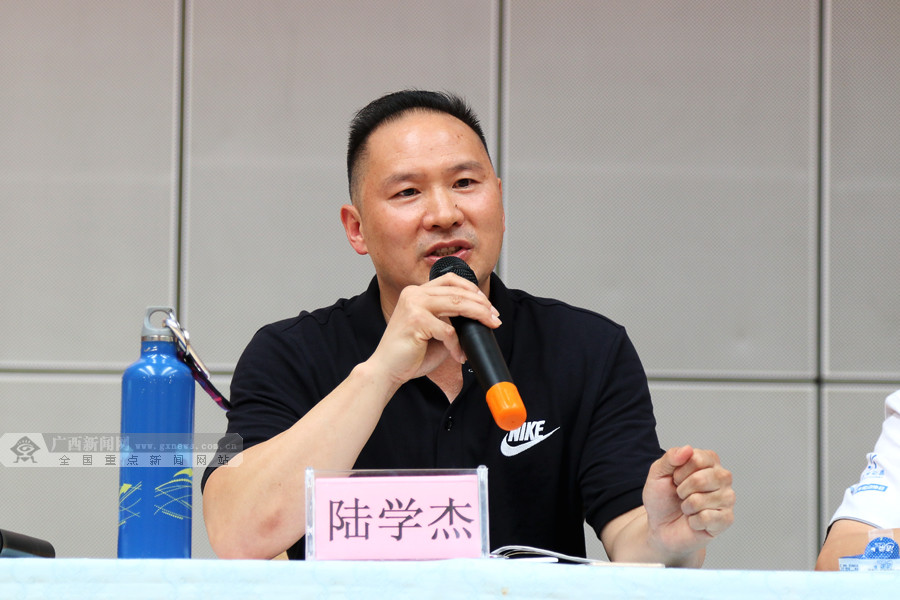 广西新闻网记者 金翔义 摄广西民族大学党委副书记廖安平出席启动仪式