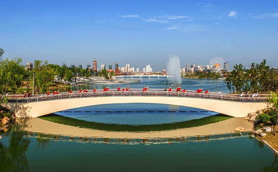 江苏:全民动起来 健身热起来