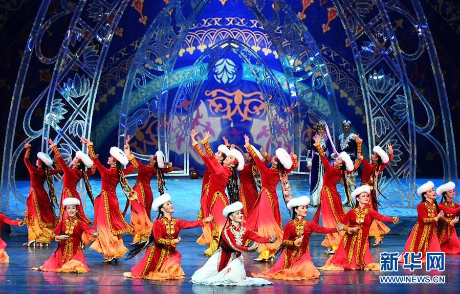 大型音舞诗画剧《木卡姆印象》亮相第五届中国新疆国际民族舞蹈节