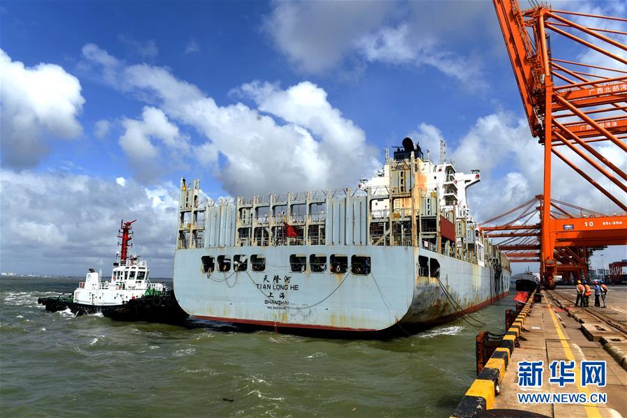 钦州港:祖国南方的千万吨海港