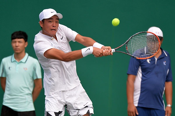 全运会网球单项第四比赛日 张择出局张帅进四强