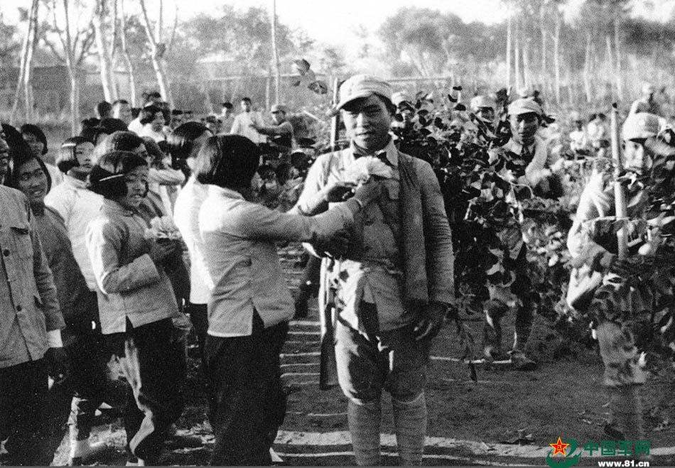 在八路军总部彭德怀副总司令统一指挥下,华北晋察冀军区,晋冀鲁豫军区