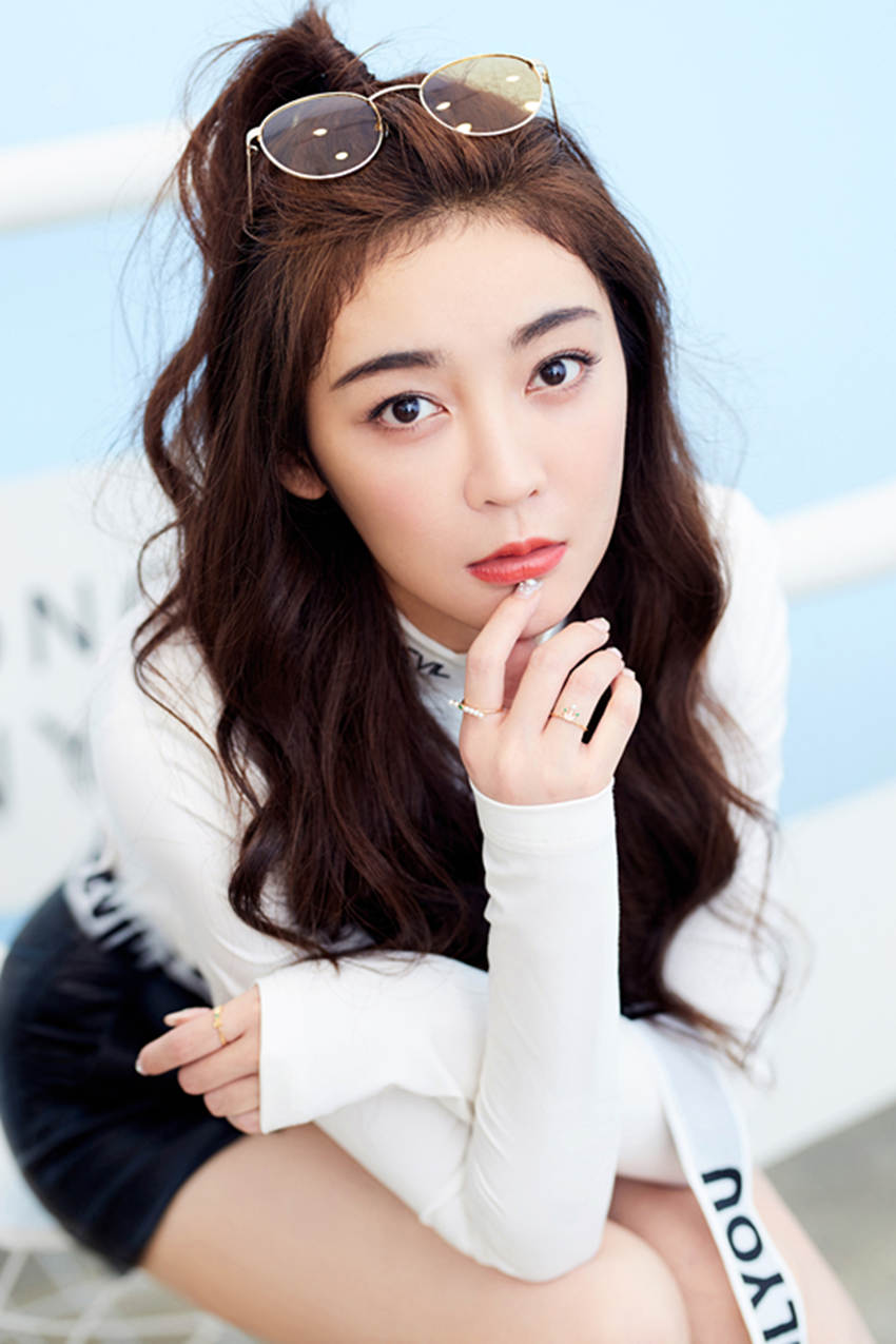 初恋女神李眸秋装look古灵精怪玩转初秋时尚6