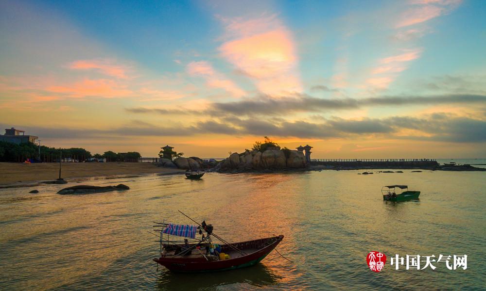 钦州:十一黄金周去三娘湾看最美日出