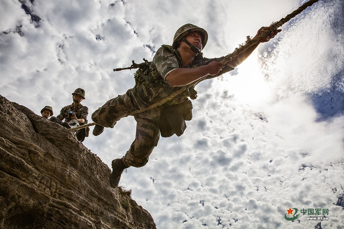 海防线的艰险与壮美,他们体会最深 (7)