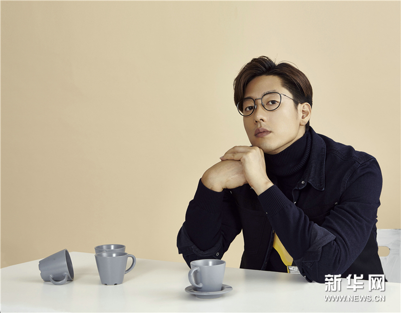 凌潇肃化身演技型男 演绎多变时尚风格