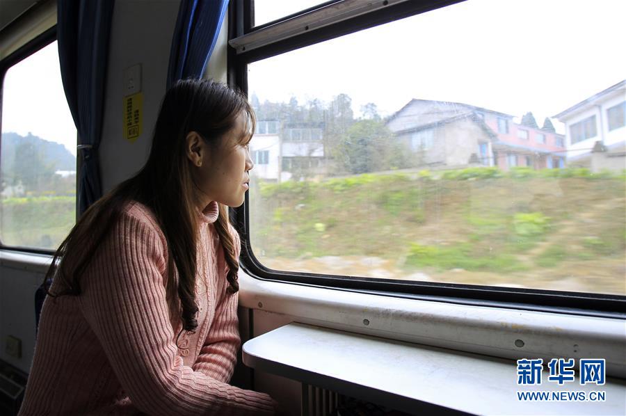 "回家的路再难也要走"----一位母亲的千里团圆路