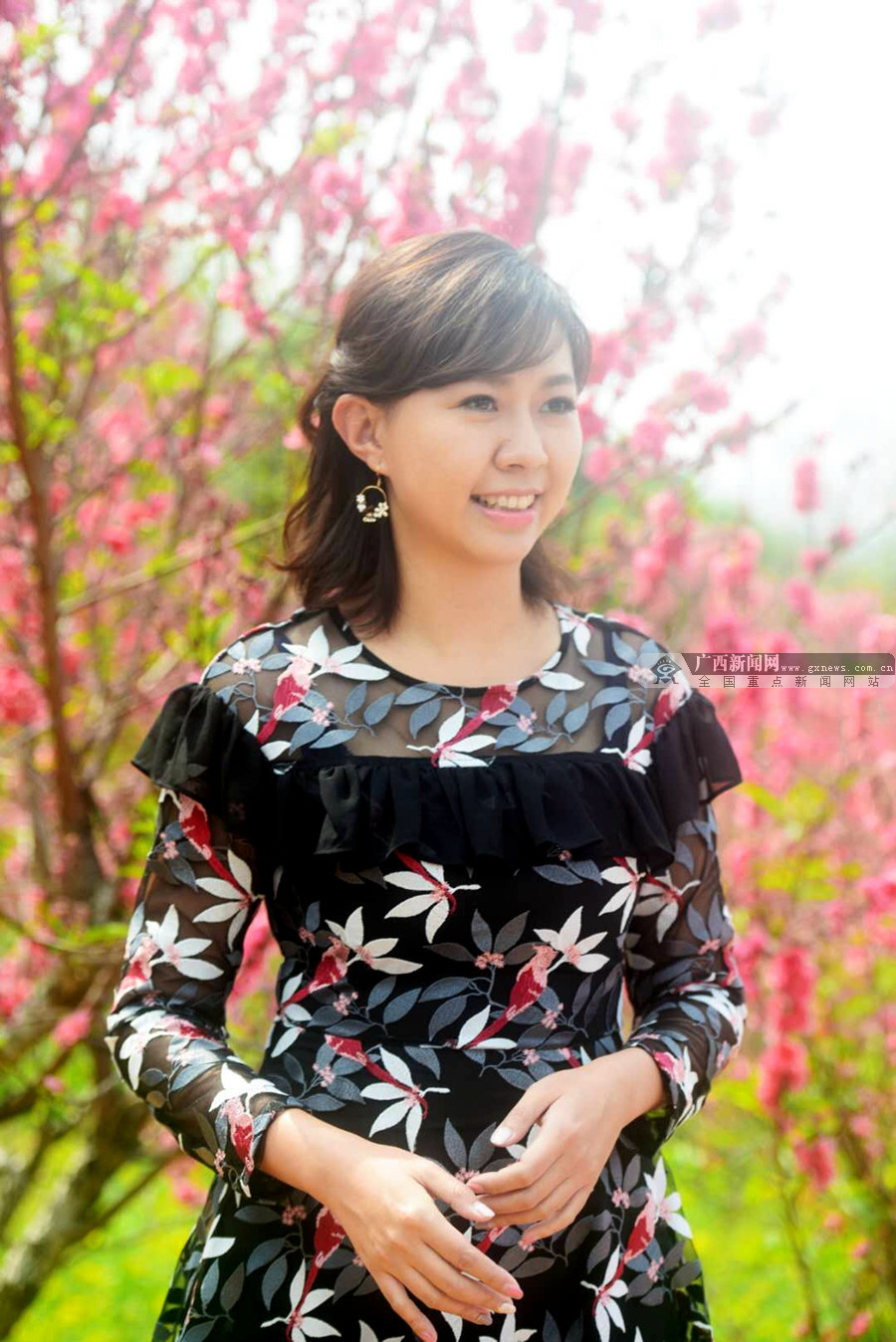 到花花大世界看桃花朵朵开,还能"偶遇"卓依婷 (18/21)