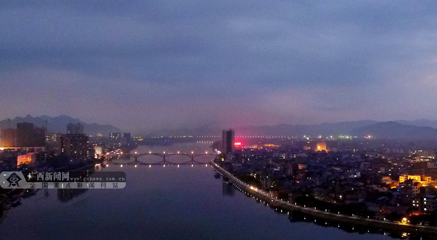 灯光璀璨融江融安县城段夜色迷人组图46