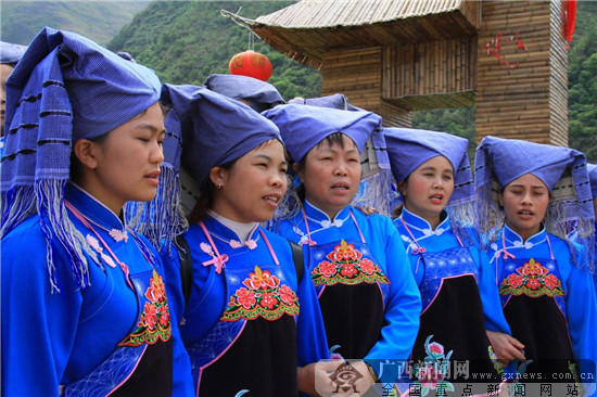 东兰县举行兰阳泉歌圩2018年壮族三月三山歌争霸赛