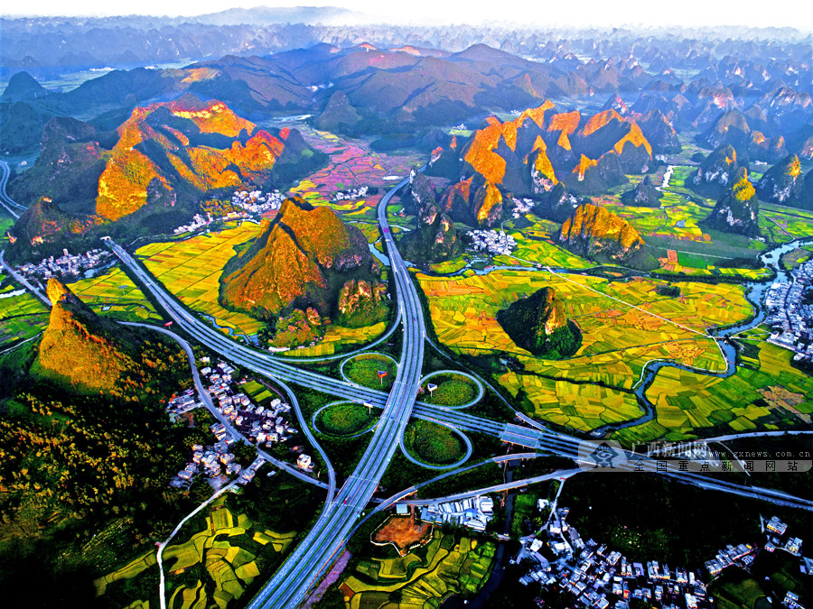 4月23日焦点图:柳州市柳北区沙塘镇遭龙卷风袭击(26/26)