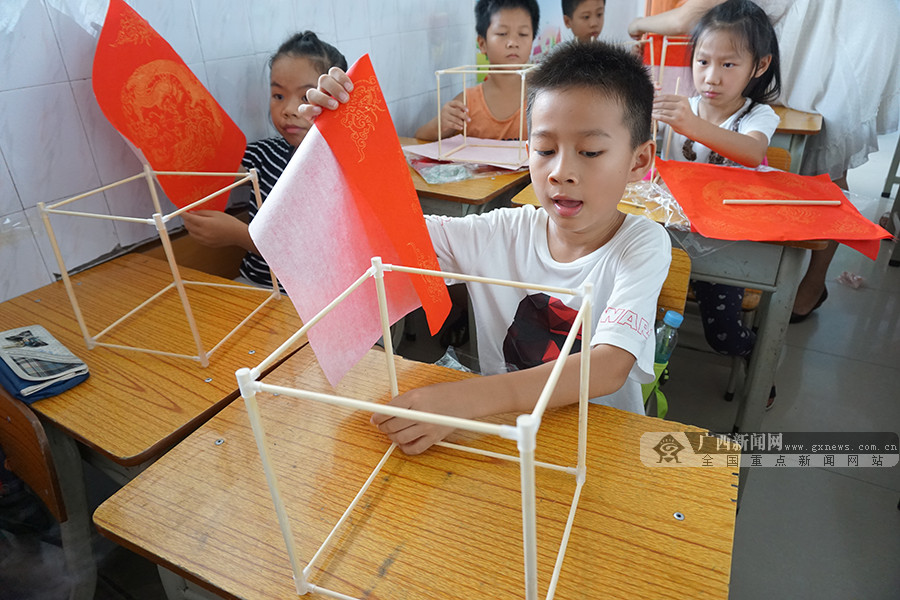 ������ͼ���������Ǻ�Сѧ������������ϵ�л