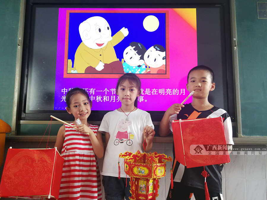 ������ͼ���������Ǻ�Сѧ������������ϵ�л