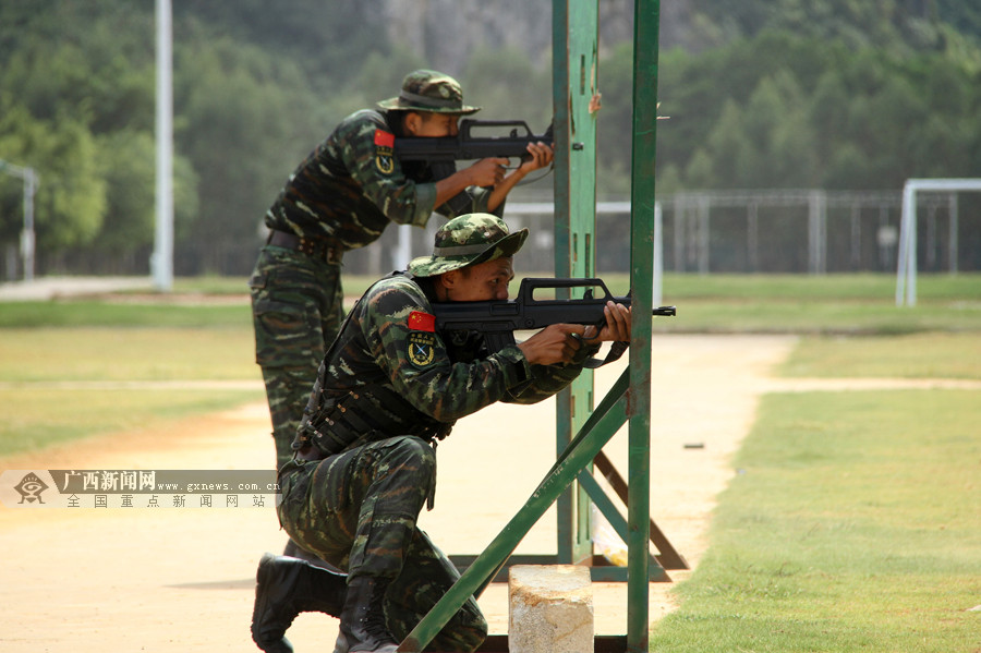 高清组图豪气冲天广西武警新兵开训27