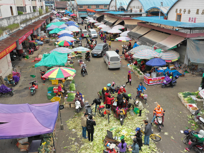 30日焦点:告别“老友” 南宁五里亭菜市正式关闭