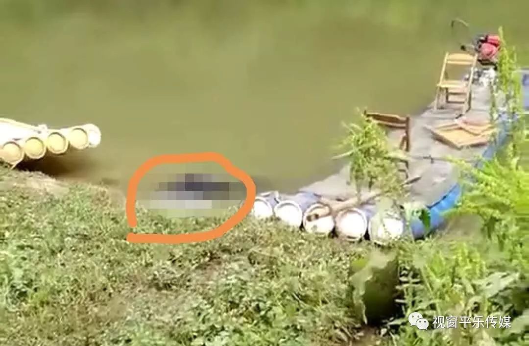 已经打捞上来,经家属证实,确认为平乐龙窝江口村滚水坝落水失踪的男子