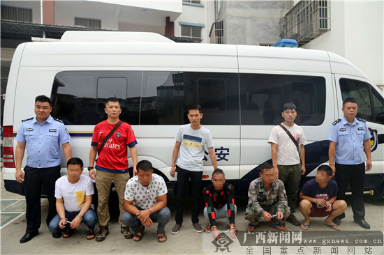 "路霸团伙"主要犯罪嫌疑人落网.黄凤桃 摄