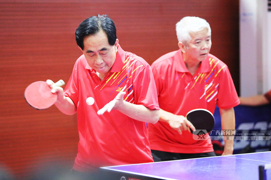 南宁市举办2019年中老年人乒乓球交流活动(组图) (7/12)