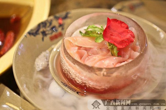 小龙坎大唐天城店即将开业:人气菜品 颜值高味道好