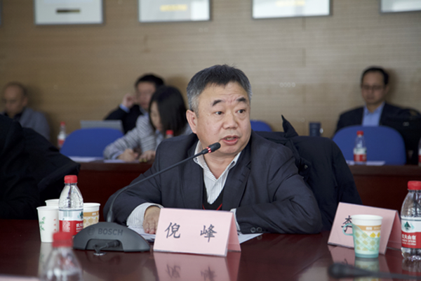 新华网 陈颖摄12月10日,中央党校国际战略研究院副院长,研究员吴志成