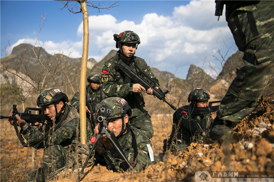 南宁武警特警图片