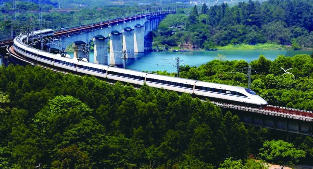 南广线今起增开夜间动车,春节回家更方便!