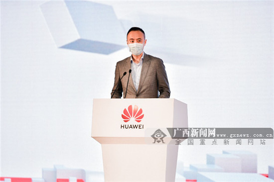 华为公司副总裁史耀宏出席峰会现场.活动方供图