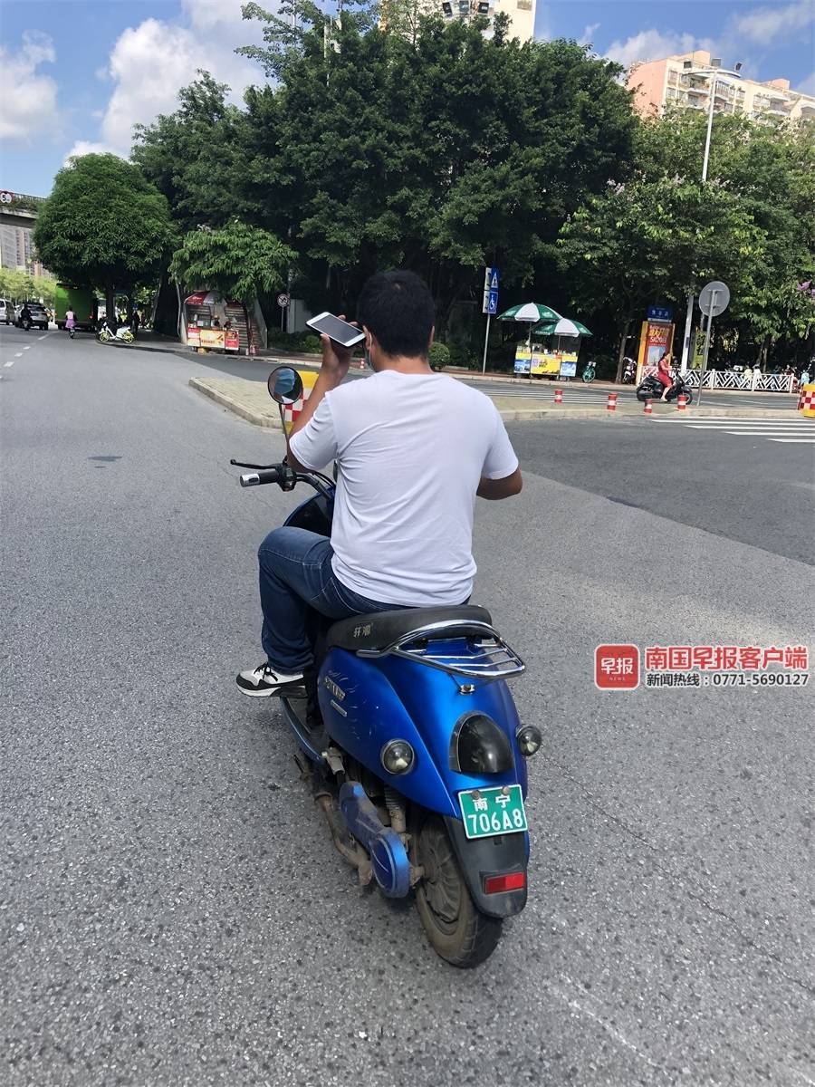 正式號牌的電動自行車(即小藍牌)是符合國家強制性標準的車輛,使