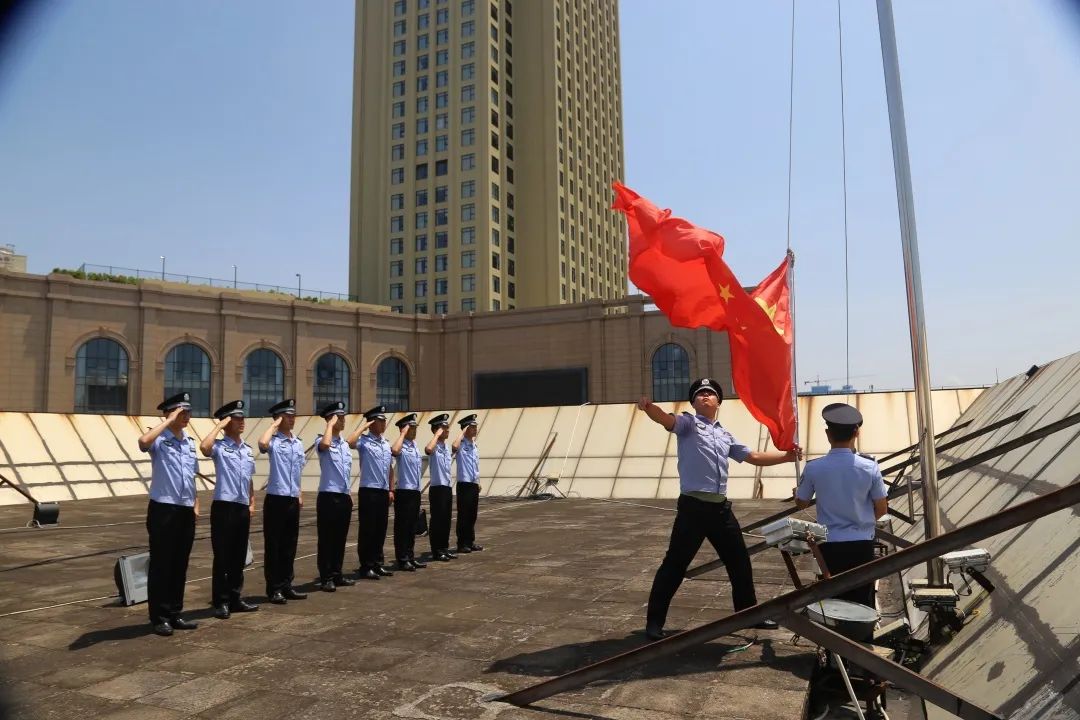 砥砺奋进七十载 勇担使命再出发————记东兴出入境边防检查站成立