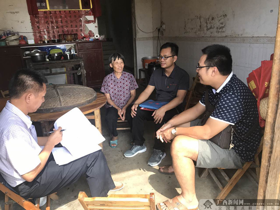 扶贫攻坚:记覃塘区退役军人,扶贫工作队员韦捷