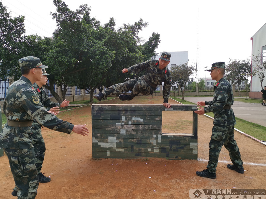 广西柳州驻扎部队图片