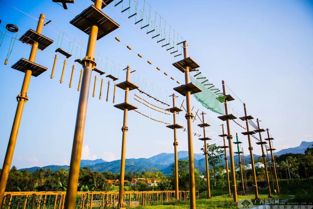 �й�����ƽ��ɽȪ�׽캽���Ļ����νڼ�������