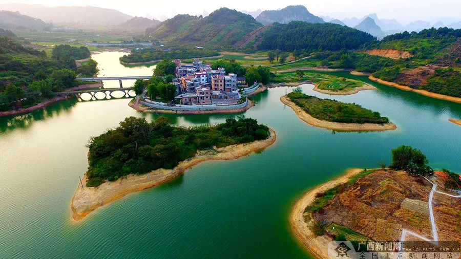 广西平乐挖圣山旅游资源让村民钱袋鼓起来