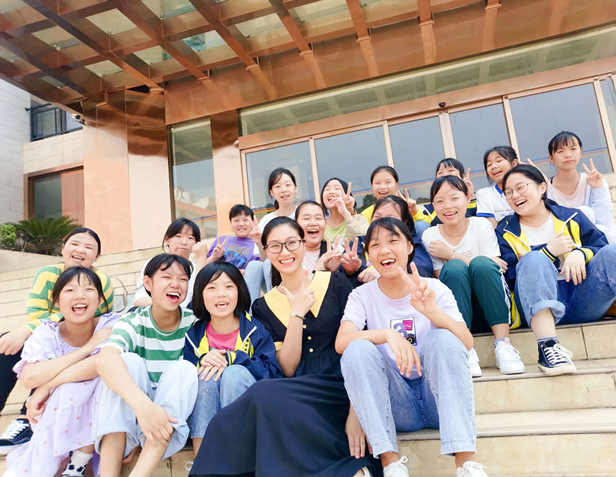 ����ʦ����ѧ�ػ�����־Ը���������һ�仨�����ذ��ഺ������Ů����������