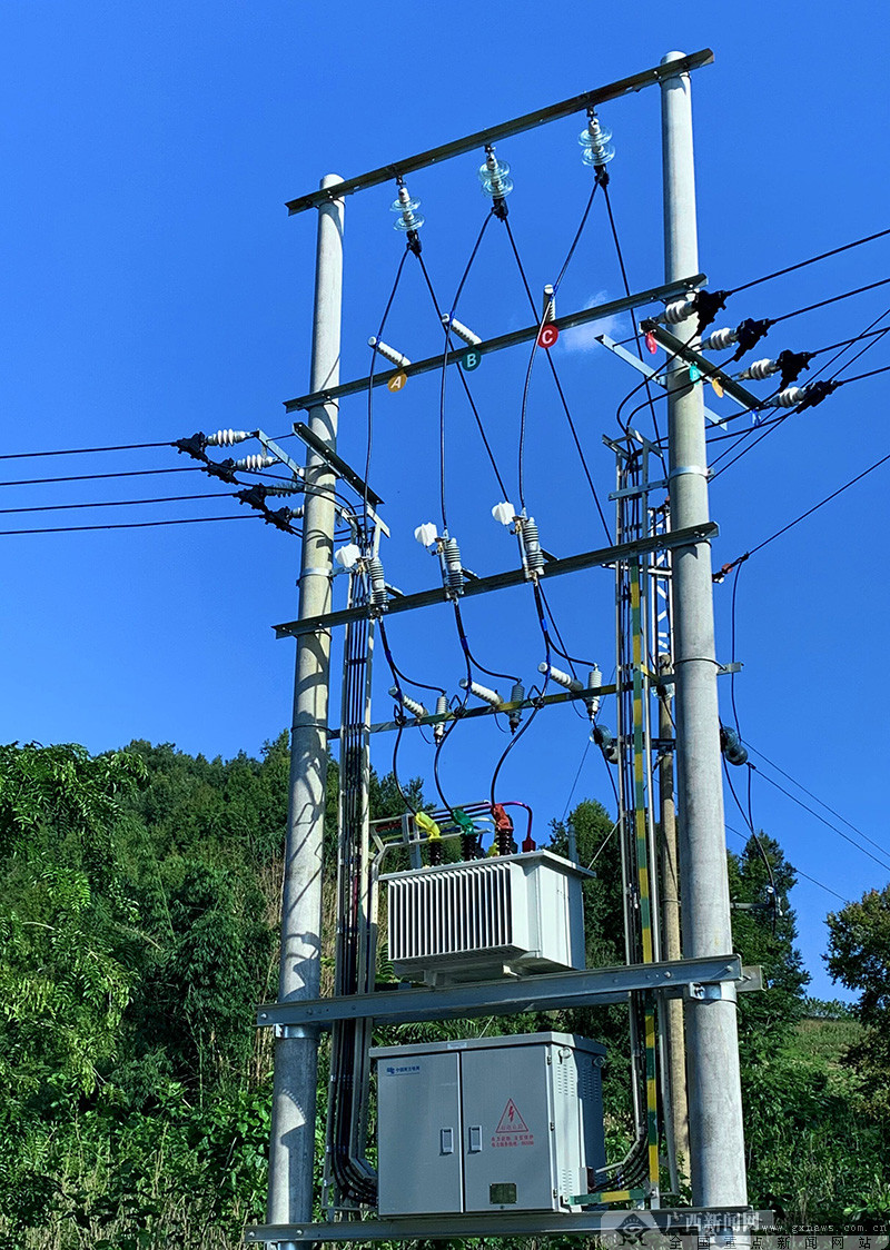 讯(通讯员 陆文军)"现在啊,我家日用批发店的两台大冰箱里的货品齐全