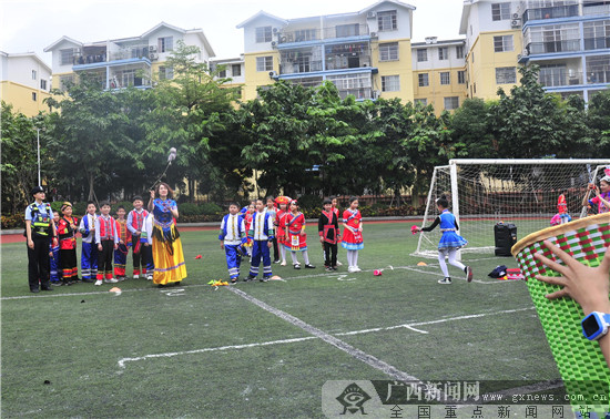 南宁市澳华小学开展壮族三月三活动